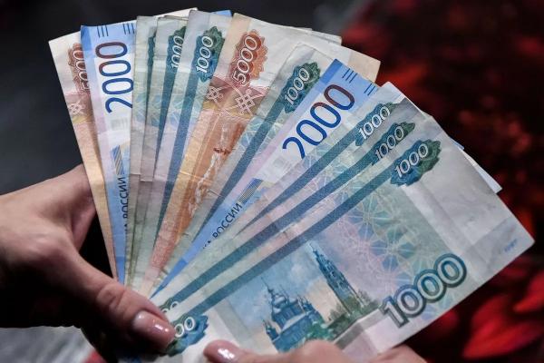 
Сколько денег нужно россиянам для счастья: аппетиты выросли вдвое                    