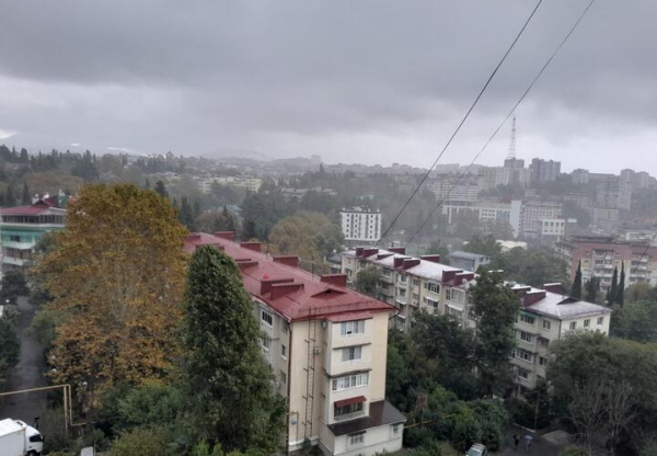 
&nbsp;МЧС экстренно предупредило жителей Сочи и и Сириуса о приближении мощных ливней
