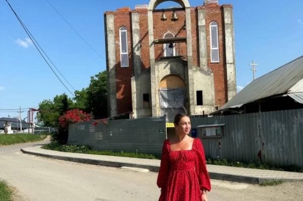 Пиарщик Богославский: Бузова продолжает жертвовать деньги на храм в Адыгее
Пиарщик Богославский: Бузова продолжает жертвовать деньги на храм в Адыгее