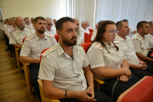 Почти 2 тысячи казаков-добровольцев Таманского отдела участвуют в спецоперации Почти 2 тысячи казаков-добровольцев Таманского отдела участвуют в спецоперации