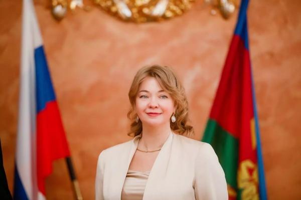 
Путин присвоил почетное звание министру культуры Краснодарского края                     