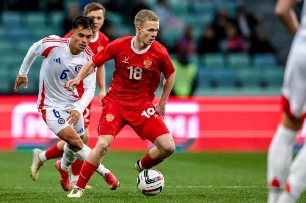 
Сборная России проиграла сборной Чили со счетом 0:2    