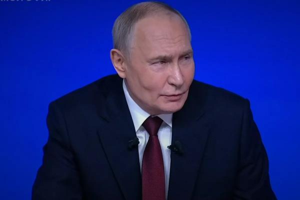 
Путин заявил, что Россия не планирует запрещать иностранные нейросети                    