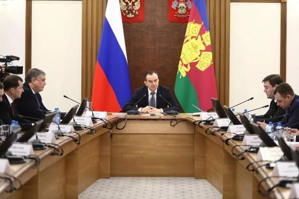 Вениамин Кондратьев: В своей работе на год мы должны опираться на обращения жителей, поступивших во время «Прямой линии»
Вениамин Кондратьев: В своей работе на год мы должны опираться на обращения жителей, поступивших во время «Прямой линии»