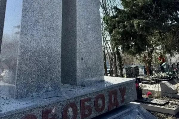 Андрей Кравченко: более 100 домов пострадало при атаке БПЛА в Новороссийске
Андрей Кравченко: более 100 домов пострадало при атаке БПЛА в Новороссийске
