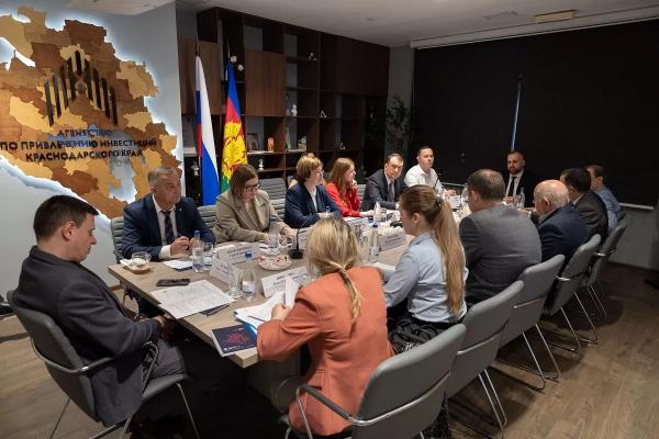 Марина Епифанцева: «От капитала до капитализации: ведем инвестора от проекта до реального объекта»
Марина Епифанцева: «От капитала до капитализации: ведем инвестора от проекта до реального объекта»