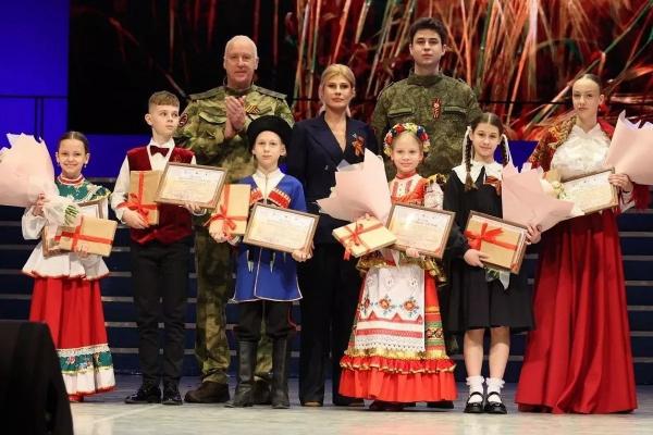 
Гала-концерт конкурса детской казачьей песни прошел в Краснодаре                    