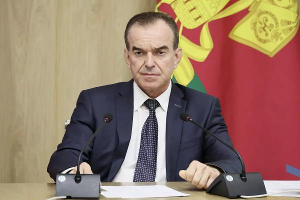 
Губернатор Кубани Вениамин Кондратьев: &laquo;Важно не допускать появления новых долгостроев и обманутых дольщиков&raquo;                    