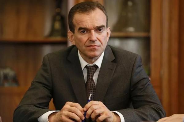 
Вениамин Кондратьев принес соболезнования жителям Луганской Народной Республики в связи с трагедией в Старобельске                    