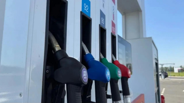 Вениамин Кондратьев: На сегодняшний день дефицита бензина в Краснодарском крае нет Вениамин Кондратьев: На сегодняшний день дефицита бензина в Краснодарском крае нет