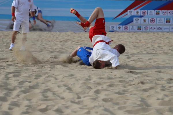 В Анапе провели чемпионат России по пляжному самбо В Анапе провели чемпионат России по пляжному самбо