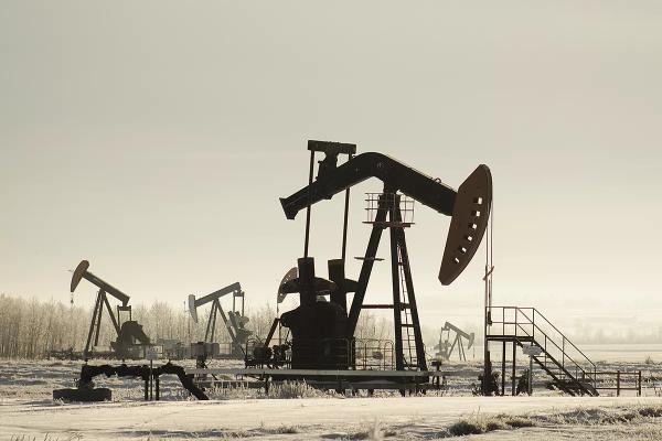 Сибирские учёные предложили безопасный способ вытеснения нефти
Сибирские учёные предложили безопасный способ вытеснения нефти