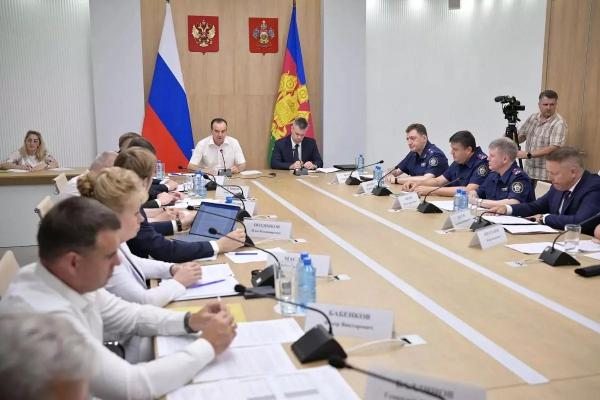 Благодаря разработке генеральных планов из границ населенных пунктов Краснодарского края исключили более 63,5 тысячи гектаров сельхозугодий
Благодаря разработке генеральных планов из границ населенных пунктов Краснодарского края исключили более 63,5 тысячи гектаров сельхозугодий