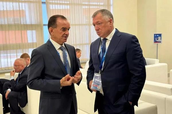 Губернатор Кубани Вениамин Кондратьев встретился с вице-премьером Маратом Хуснуллиным и федеральными министрами
Губернатор Кубани Вениамин Кондратьев встретился с вице-премьером Маратом Хуснуллиным и федеральными министрами