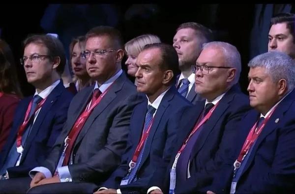 
Вениамин Кондратьев принял участие в VI форуме &laquo;Сильные идеи для нового времени&raquo;                    