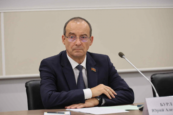 Вениамин Кондратьев: Мы предусмотрели дополнительные региональные меры поддержки аграриев на сумму порядка 5 миллиардов рублей Вениамин Кондратьев: Мы предусмотрели дополнительные региональные меры поддержки аграриев на сумму порядка 5 миллиардов рублей