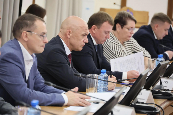 Вениамин Кондратьев: Работы по строительству, ремонту и благоустройству в рамках нацпроектов необходимо выполнить в установленные сроки