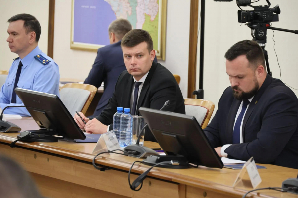 Вениамин Кондратьев: Работы по строительству, ремонту и благоустройству в рамках нацпроектов необходимо выполнить в установленные сроки