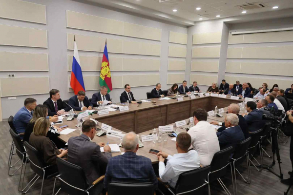 Вениамин Кондратьев: Мы предусмотрели дополнительные региональные меры поддержки аграриев на сумму порядка 5 миллиардов рублей Вениамин Кондратьев: Мы предусмотрели дополнительные региональные меры поддержки аграриев на сумму порядка 5 миллиардов рублей