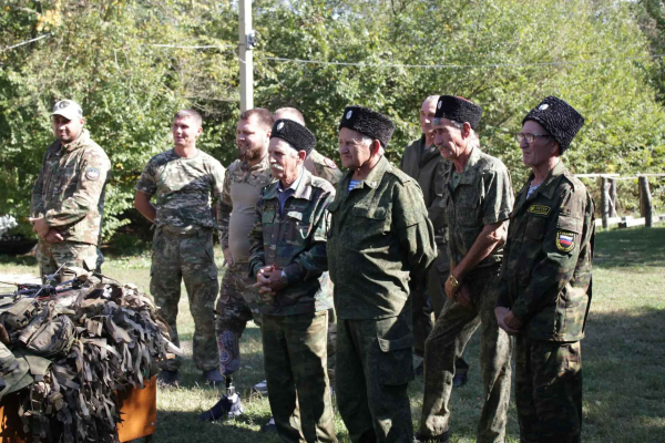 Более 400 подростков Славянского района прошли обучение в военно-патриотическом лагере