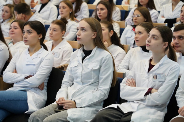 Более 2,6 тысячи студентов КубГМУ учатся по целевому направлению от медучреждений края Более 2,6 тысячи студентов КубГМУ учатся по целевому направлению от медучреждений края