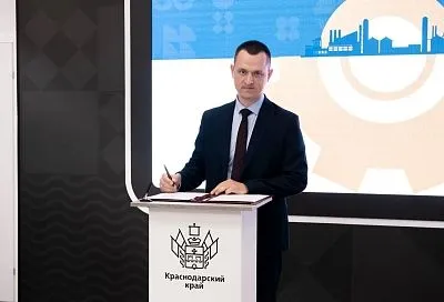 
Заграница нам поможет? Спасибо, мы уже сами придумали!                     