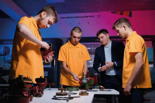 Более 2 тысяч кубанцев стали наставниками на базе экосистемы Добро.рф