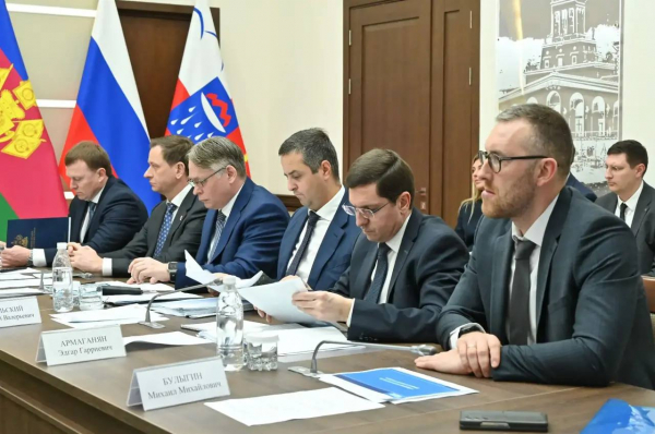 Совещание по развитию энергосистемы на юге страны провел заместитель Председателя Правительства РФ Александр Новак в Сочи