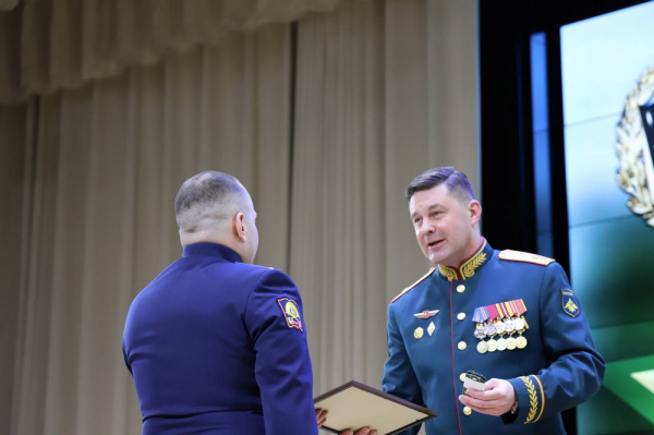 В Краснодаре в высшем военном училище им. Штеменко провели торжественное мероприятие по случаю Дня защитника Отечества