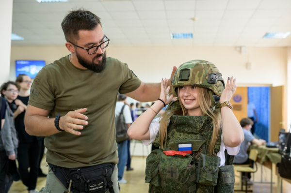 Вениамин Кондратьев посетил краевой молодежный антитеррористический форум