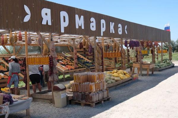 Более 5,5 тысячи объектов придорожного сервиса работают по пути к курортам Краснодарского края
Более 5,5 тысячи объектов придорожного сервиса работают по пути к курортам Краснодарского края