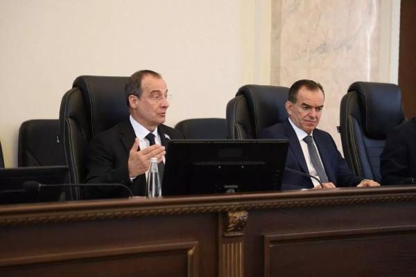 
Депутаты ЗСК проголосовали за изменения в бюджет на 2025-й и ближайшие два года                    