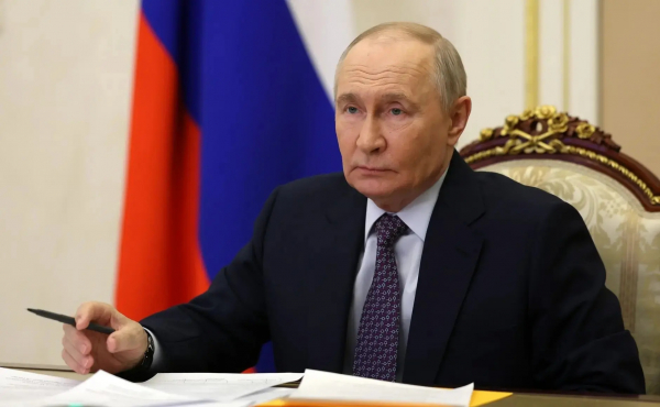 Владимир Путин в режиме видеоконференции принял участие в открытии детской поликлиники в Павловском районе Кубани