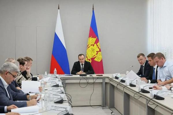 
Губернатор Вениамин Кондратьев: &laquo;Параллельно со строительством школ и детсадов надо заниматься их оснащением и решать кадровые вопросы&raquo;                    