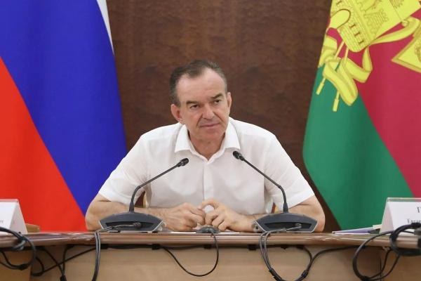 Губернатор Вениамин Кондратьев: «В Краснодарском крае не должно быть ни одной нелегальной точки продажи спиртного»
Губернатор Вениамин Кондратьев: «В Краснодарском крае не должно быть ни одной нелегальной точки продажи спиртного»