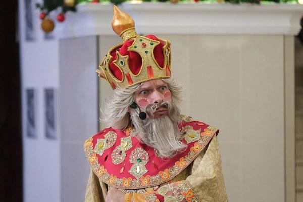 «Как Садко за снегом ходил». В Молодежном театре Краснодара началась новогодняя кампания
«Как Садко за снегом ходил». В Молодежном театре Краснодара началась новогодняя кампания