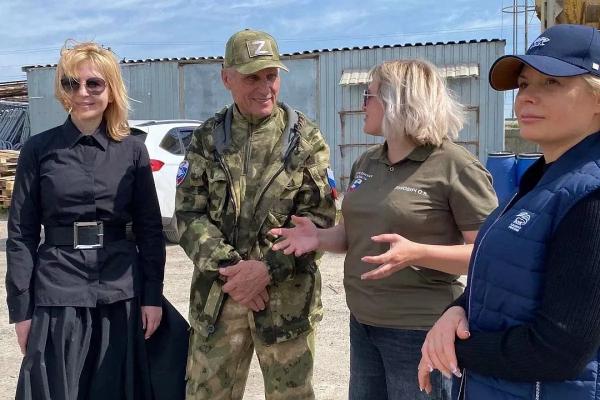 Кубанские единороссы передали очередной гуманитарный груз в помощь Херсонской области
Кубанские единороссы передали очередной гуманитарный груз в помощь Херсонской области