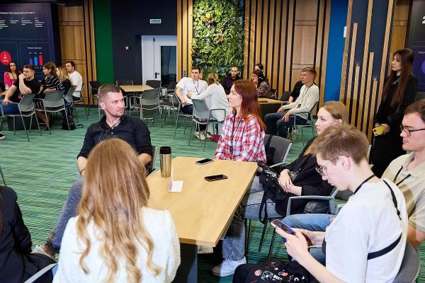 Молодежь открывает бизнес: как стать успешным в 20 лет
Молодежь открывает бизнес: как стать успешным в 20 лет