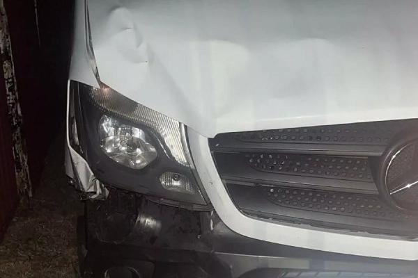 
Мопедисту оторвало руку в ДТП с Mercedes в Сочи. Водитель иномарки скрылся                     