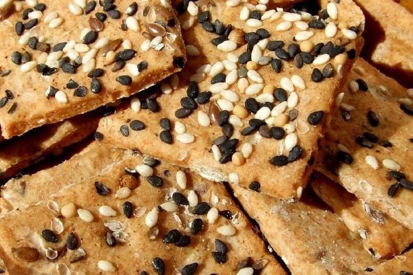 Попа не вырастет от такой вкусняшки: полезное для здоровья печенье с кунжутом
Попа не вырастет от такой вкусняшки: полезное для здоровья печенье с кунжутом