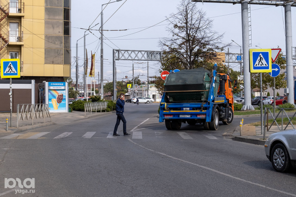 Прогулка вокруг Тургеневского моста в Краснодаре. Что остается в разрухе годами, а что планируют ремонтировать 14 месяцев? Прогулка вокруг Тургеневского моста в Краснодаре. Что остается в разрухе годами, а что планируют ремонтировать 14 месяцев?