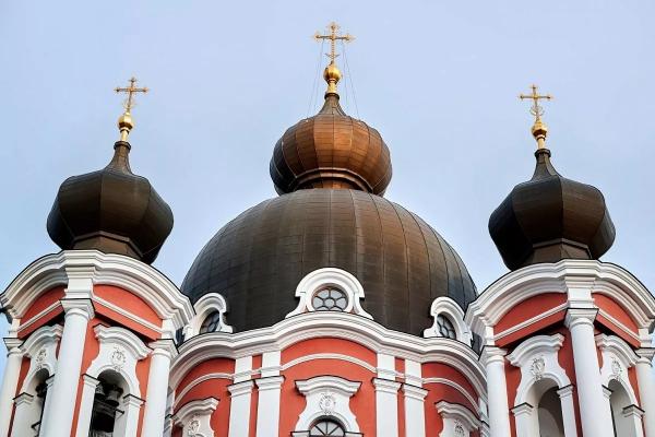 
РПЦ осудила фальсификацию медицинских документов как греховный поступок                    