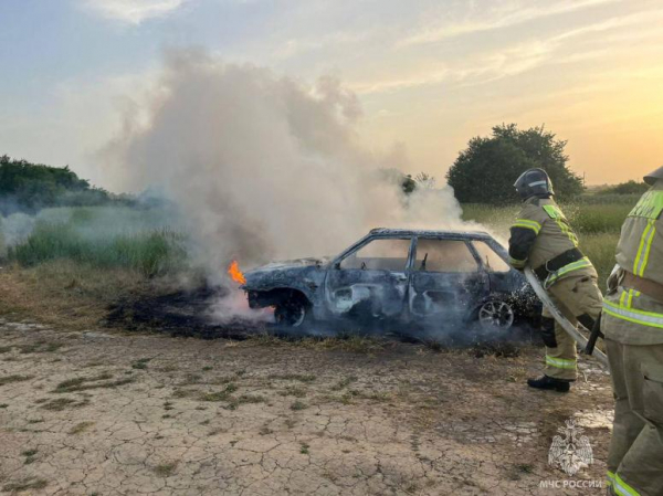 В Адыгее в загоревшемся автомобиле погиб трехлетний ребенок 