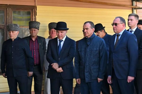 
В Краснодарском крае простились с народным писателем Исхаком Машбашем                    