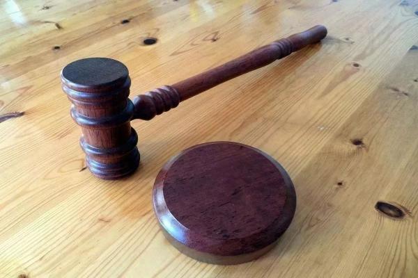 
Житель Москвы осужден на два года за мошенничество со ски-пассами на Красной Поляне                    